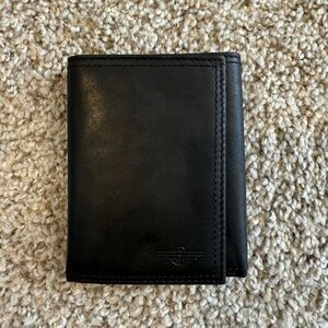Dockers Black Leather Trifold Wallet